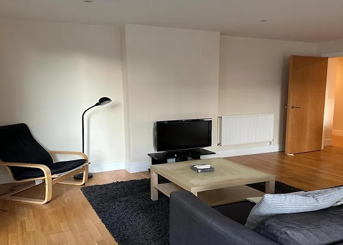 Canary Wharf Apartments